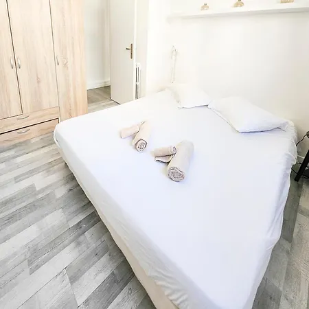 Stella Monte 1 A/c Wifi 4 Pers * Nice